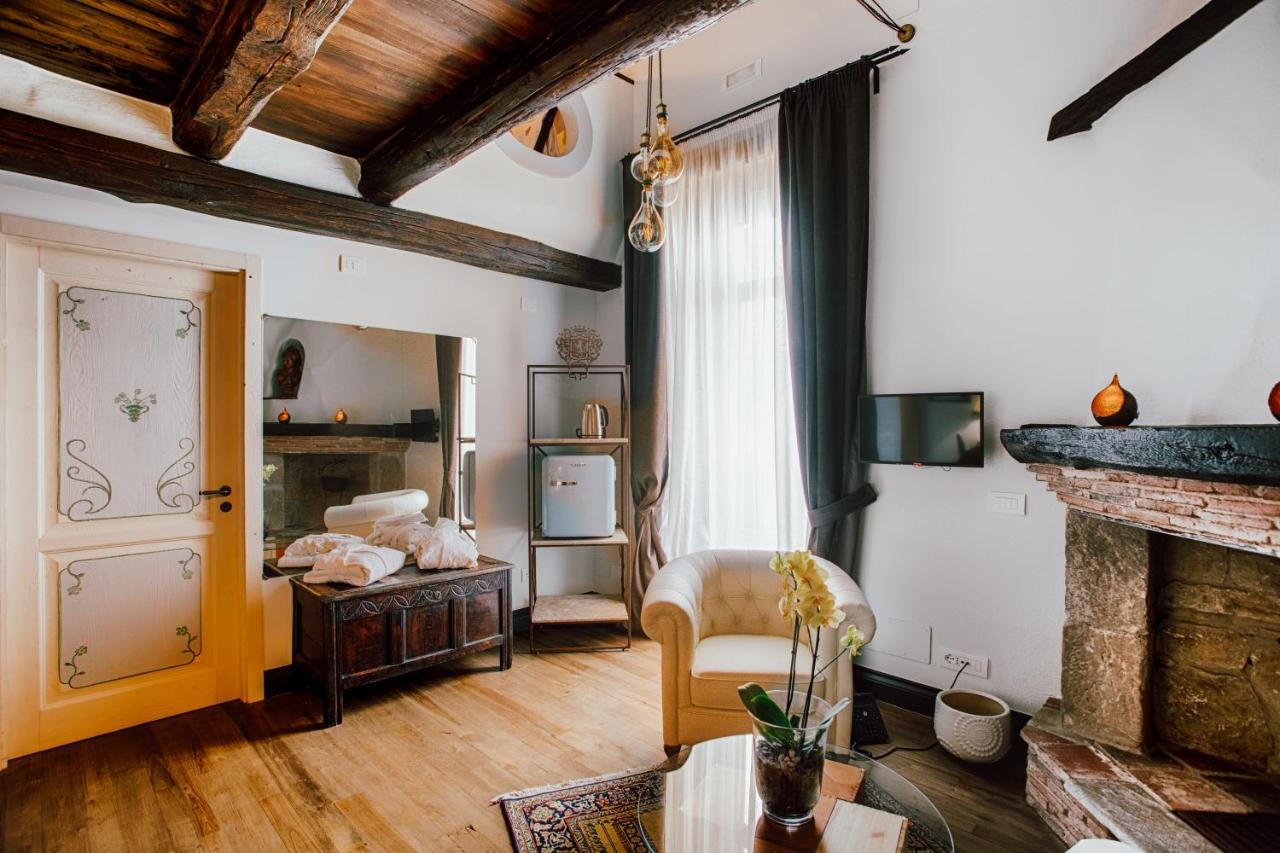 Dimora Storica Giorni Resort & Spa 皮诺拉瓦 外观 照片
