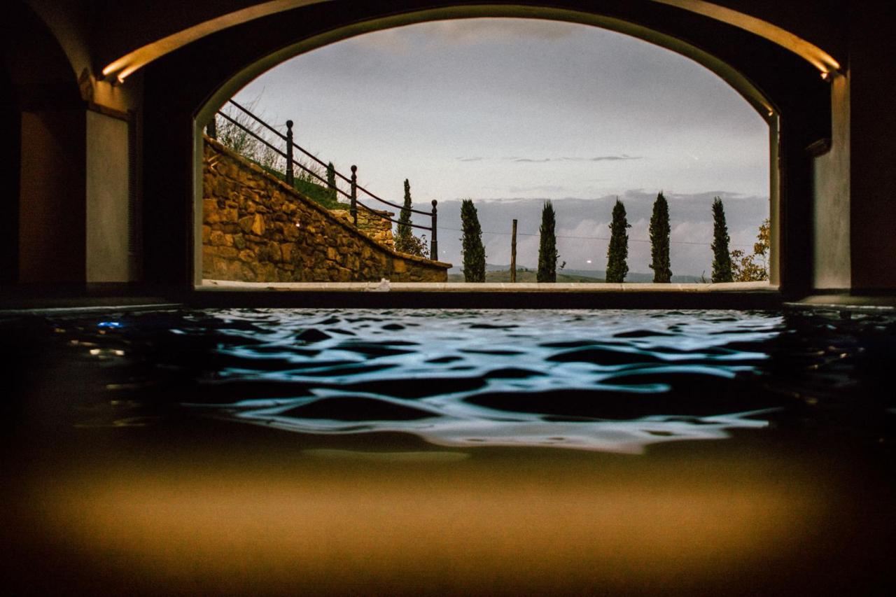 Dimora Storica Giorni Resort & Spa 皮诺拉瓦 外观 照片