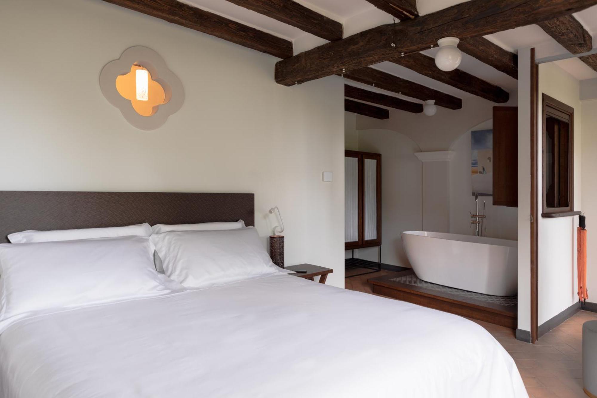 Dimora Storica Giorni Resort & Spa 皮诺拉瓦 外观 照片